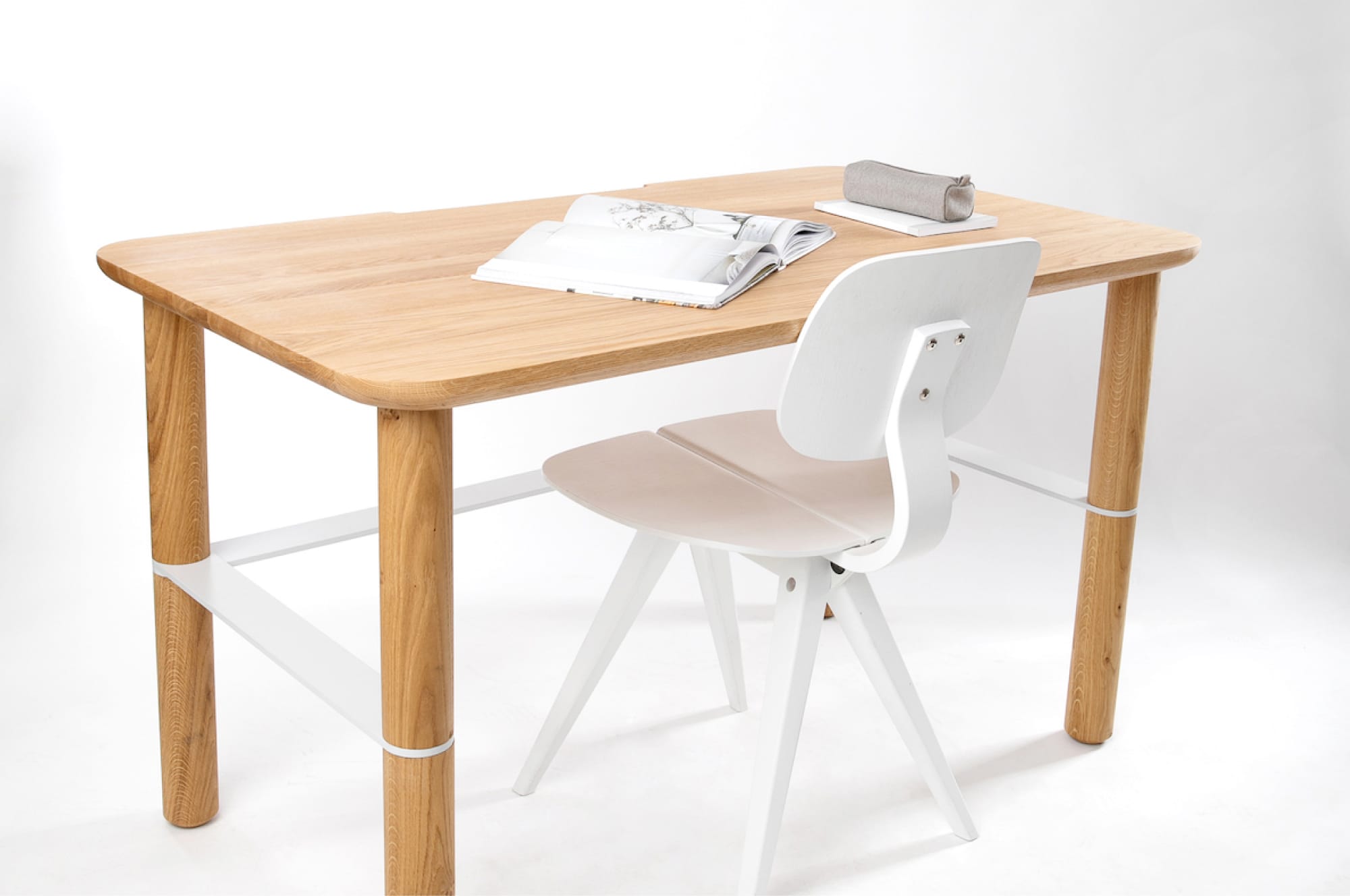 Nusen Work Desk — Made with Sustainable Materials