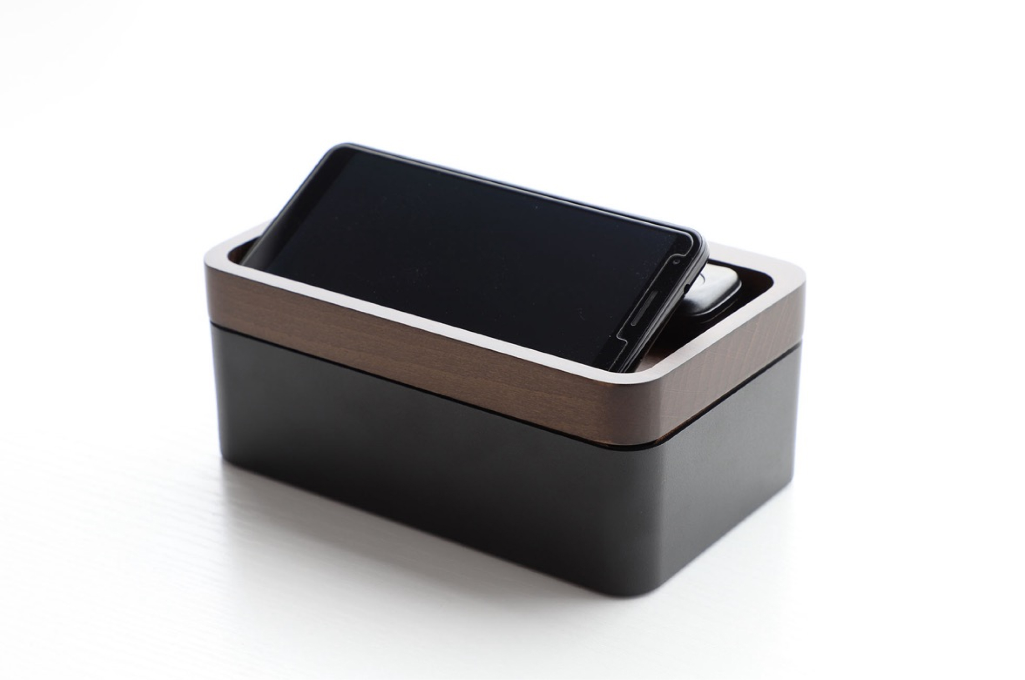 Revov Traybox — Simple storage