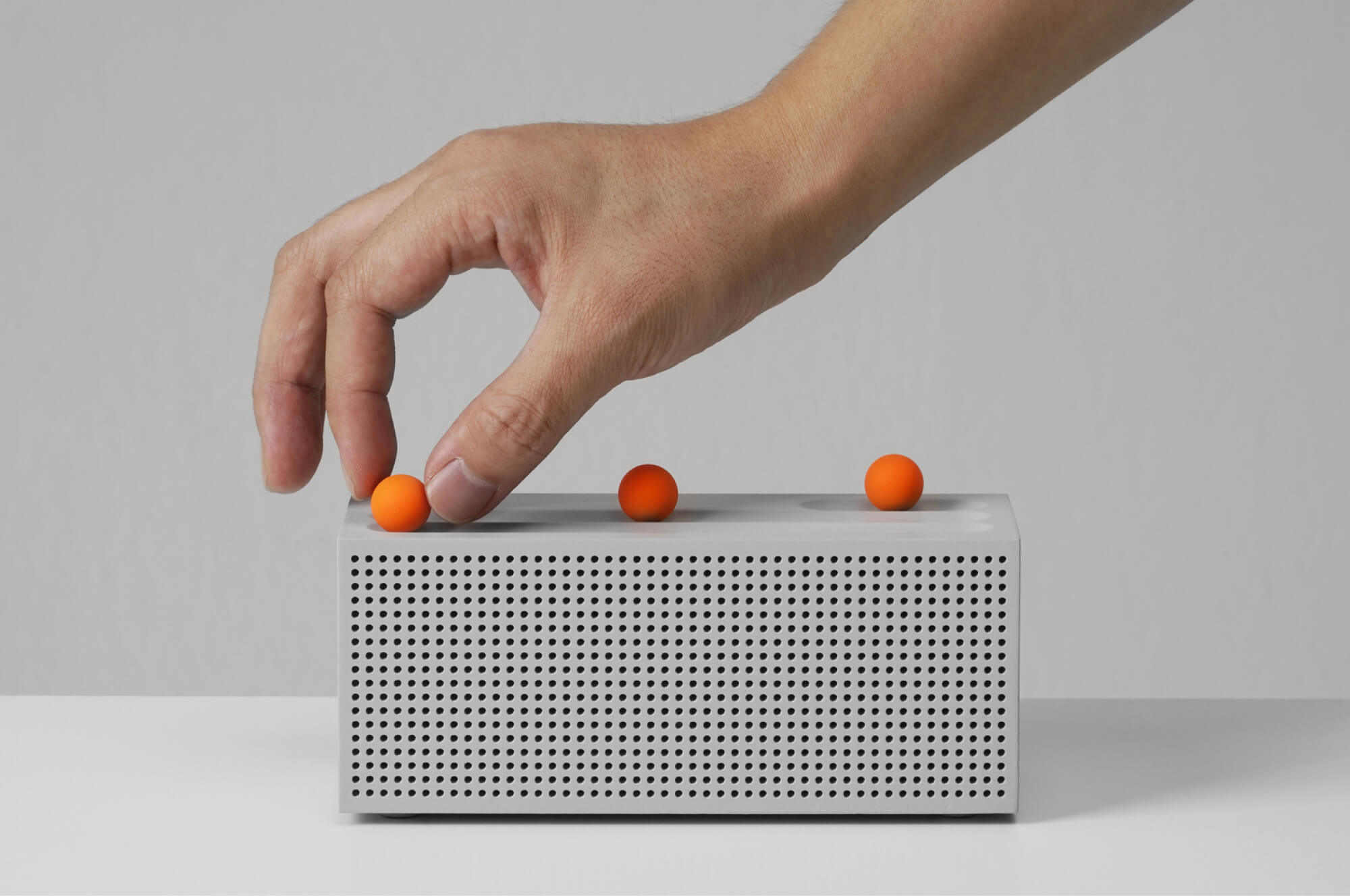 Ball Internet Radio — A Clever Use of Color