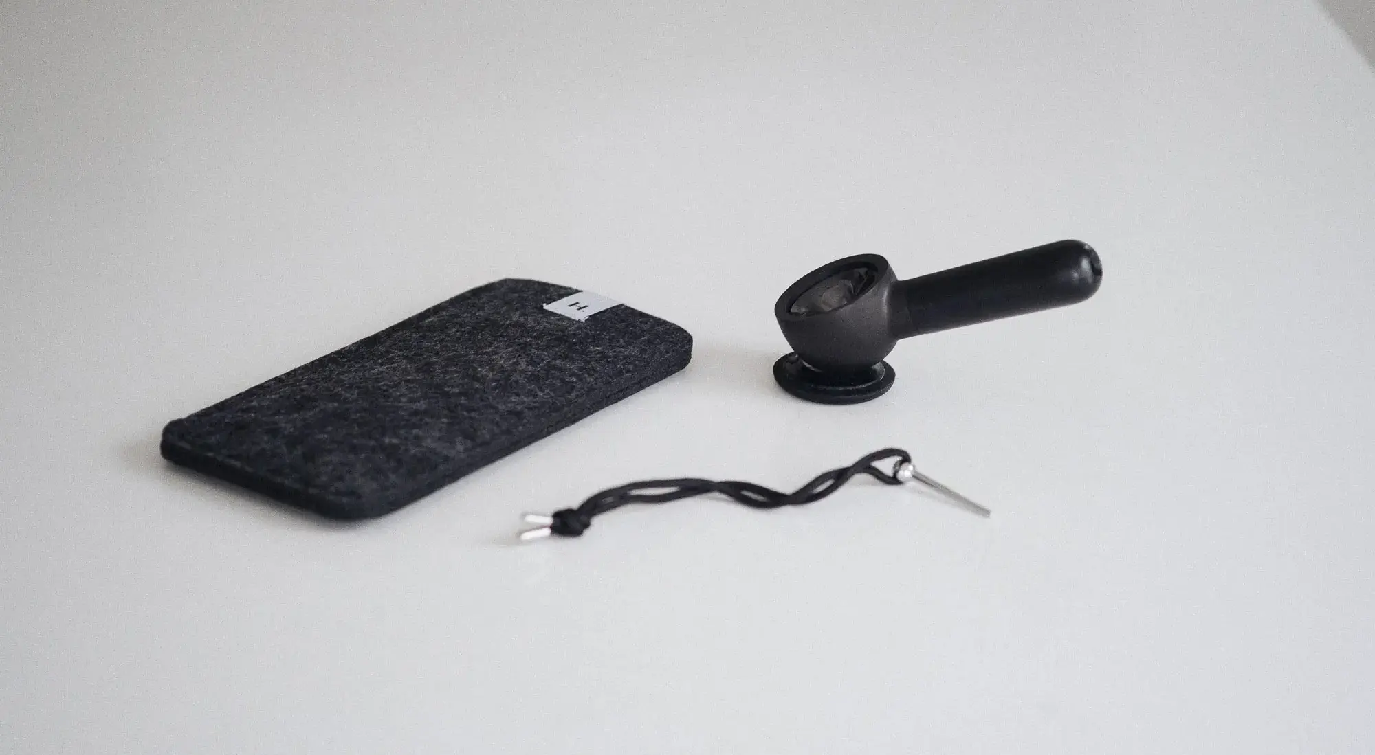 Heir Handpipe Review — A High end Product Packed With Surprises
