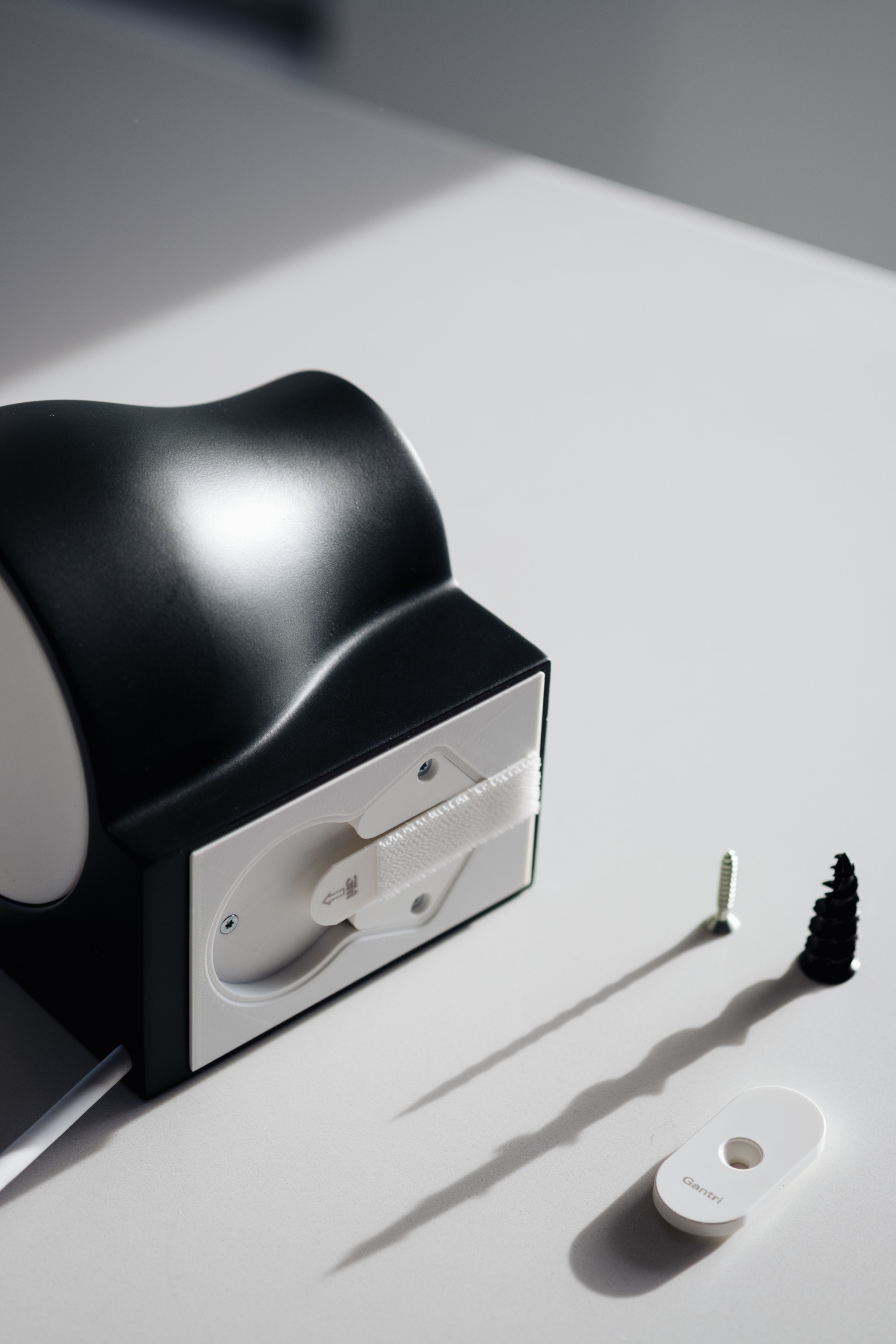 Wall mount visible with lamp